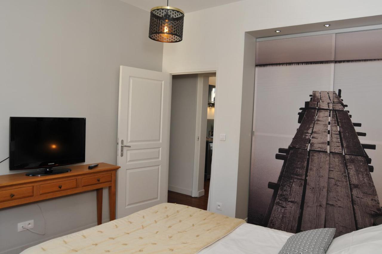 Les Suites Angevines Angers Exterior photo