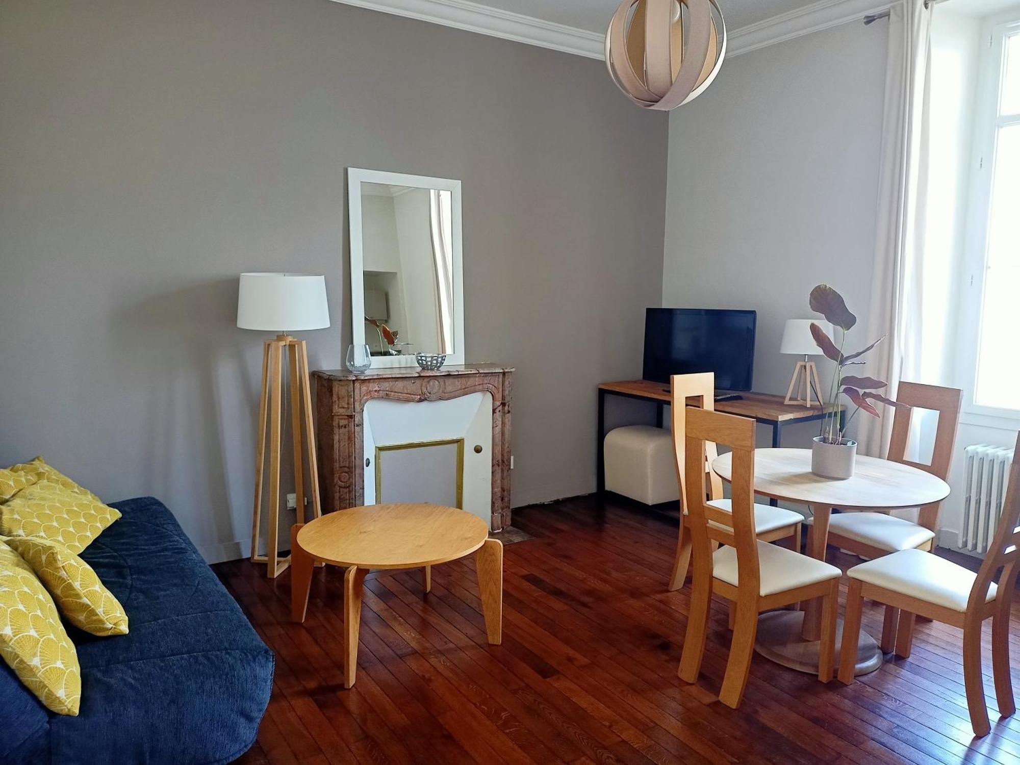 Les Suites Angevines Angers Exterior photo