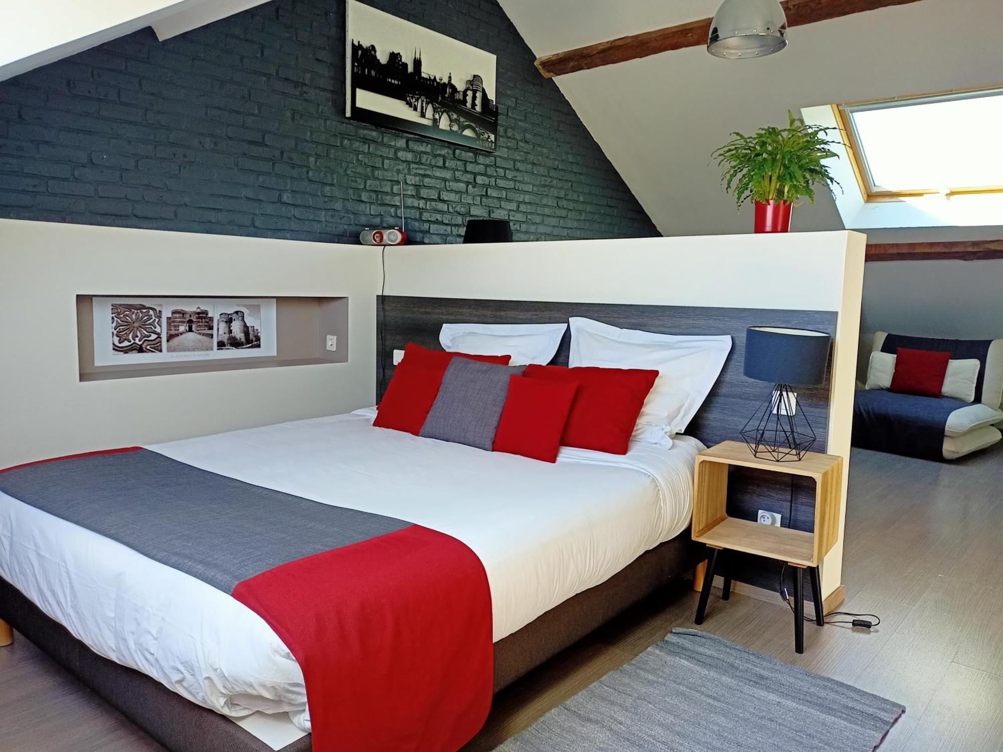 Les Suites Angevines Angers Exterior photo