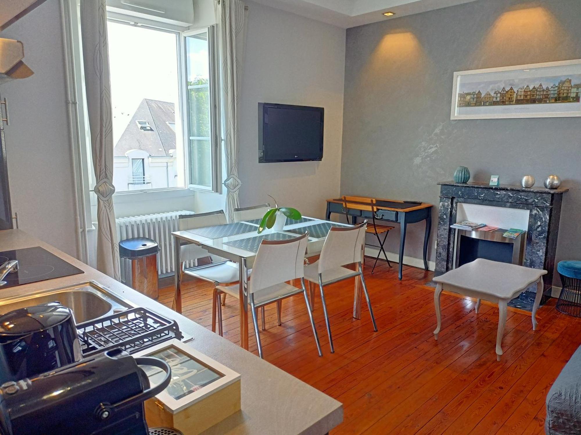 Les Suites Angevines Angers Exterior photo